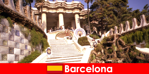 Sorotan dan pemandangan terbaik bagi wisatawan di Barcelona