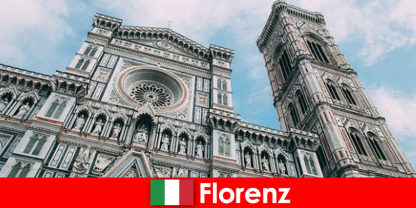Florence dengan banyak kota besar sejarah seni menarik pengunjung dari seluruh dunia