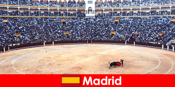 Festival tradisional di Madrid memukau setiap orang asing