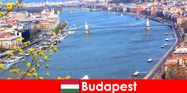 Budapest di Hongaria tip perjalanan yang populer untuk liburan mandi dan kesehatan