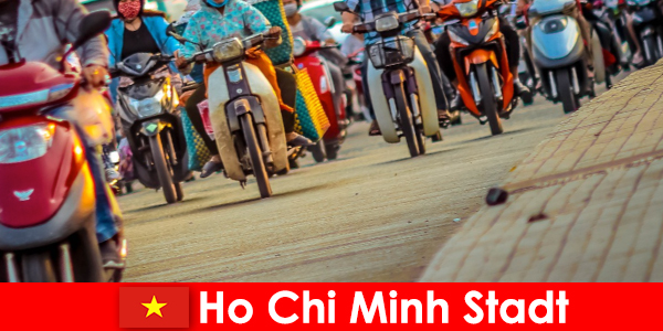Kota Ho Chi Minh untuk pesepeda dan penggemar olahraga wisatawan selalu menyenangkan