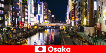 Distrik hiburan dan hidangan lezat menanti wisatawan asing di Osaka Jepang