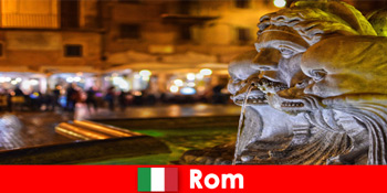 Tur bus untuk tamu mingguan melalui kota Roma Italia yang indah