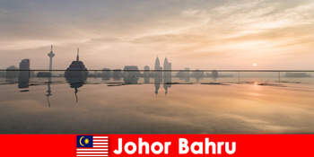 Pesan pemesanan hotel untuk wisatawan di Johor Bahru Malaysia selalu di pusat kota