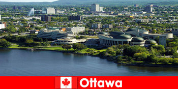 Rumah budaya dan restoran paling populer adalah tujuan bagi para tamu di Ottawa Kanada
