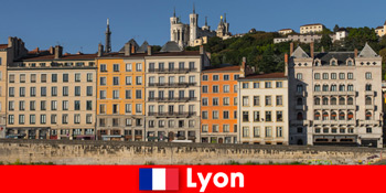 Lyon France pengalaman terbaik bagi wisatawan dengan sepeda