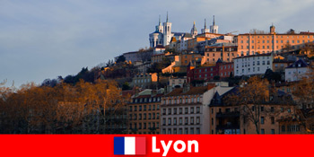 Temukan pemandangan dan tempat khusus Strangers di Lyon France