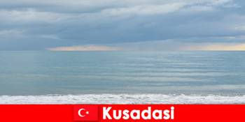 Kusadasi Turki resor liburan dengan teluk yang indah untuk liburan yang sempurna