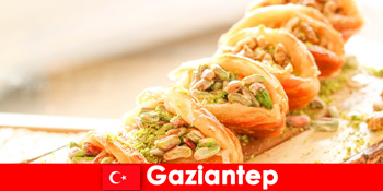 Pengalaman liburan yang penuh dengan makanan lezat dan kerajinan tradisional di Gaziantep